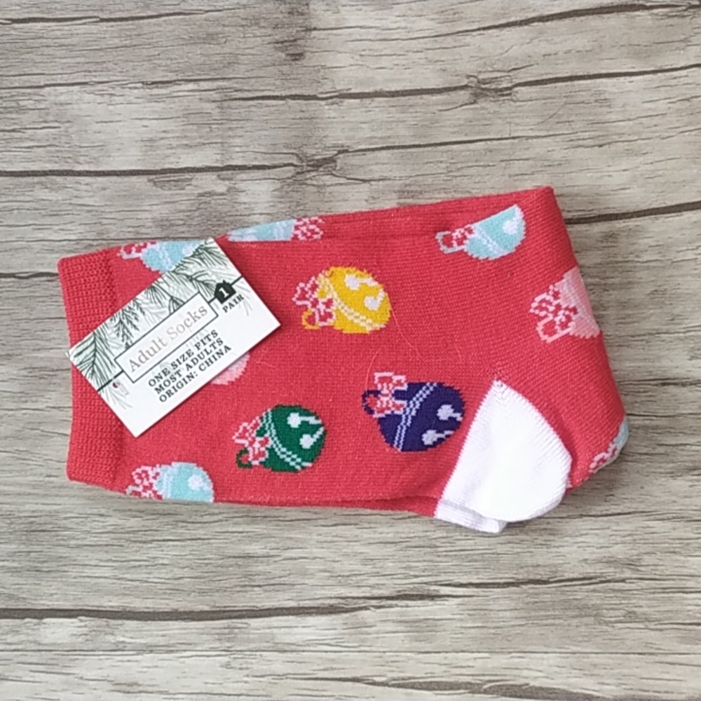 🎅 Free 🎅 w/purchase Christmas Socks